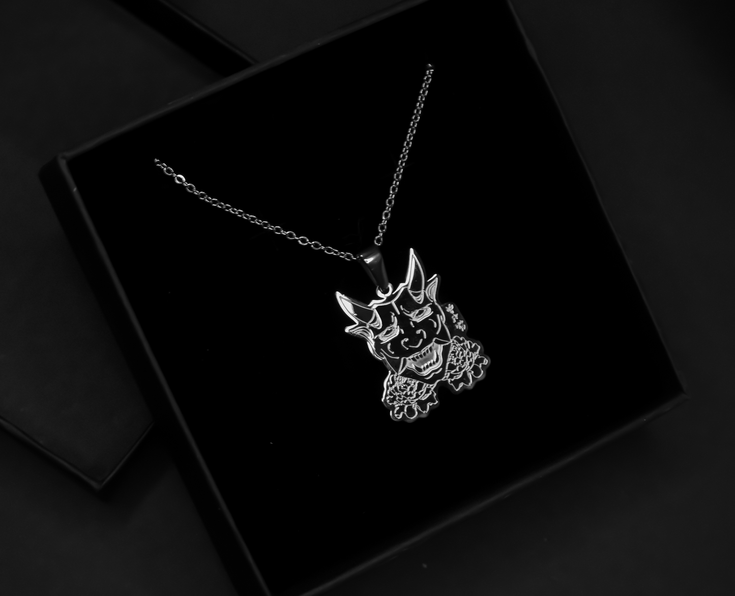 Oni Necklace - Trillax.co